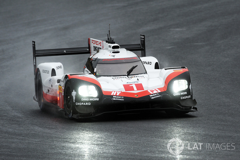 #1 Porsche Team Porsche 919 Hybrid: Neel Jani, Andre Lotterer, Nick Tandy