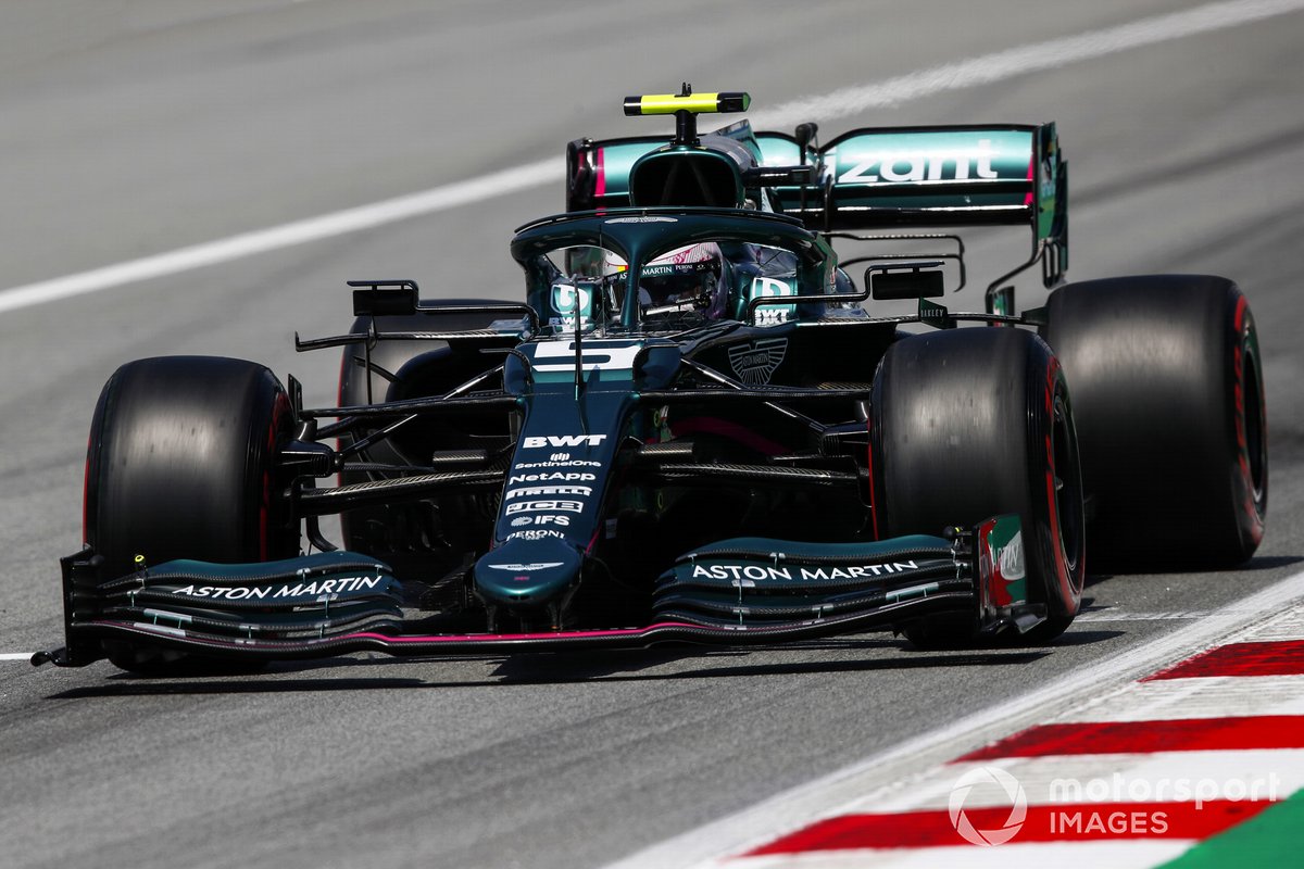 P13 Sebastian Vettel, Aston Martin AMR21