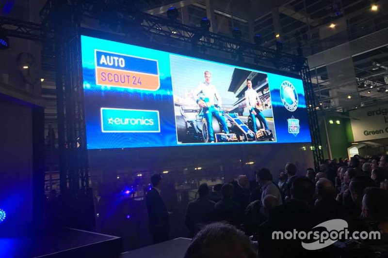 Sauber F1 Team bei der Auto Zürich am 1. November