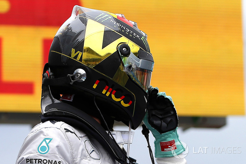 Nico Rosberg, Mercedes AMG F1, vince 4 GP nelle prima 10 gare del 2014