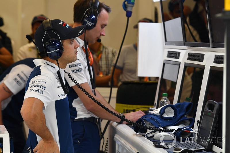 Felipe Massa, Williams in the garage