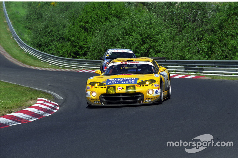 2002: Peter Zakowski, Robert Lechner, Pedro Lamy (Chrysler Viper GTS-R)