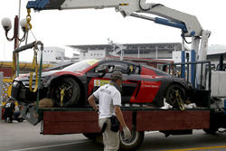 De auto van Laurens Vanthoor, Audi Sport Team WRT Audi R8 LMS na de crash