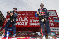 I vincitori Cyril Despres, David Castera, Peugeot Sport