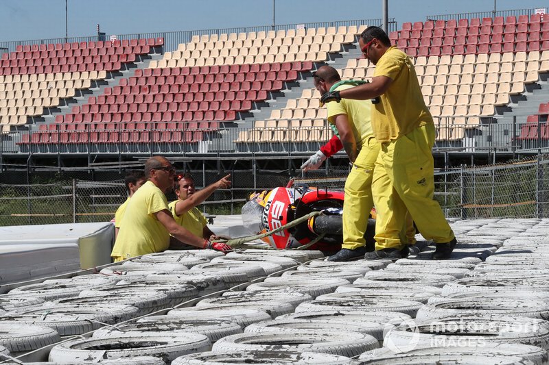 Het begin van het einde voor Jorge Lorenzo. Een zware crash tijdens de post-race test in Barcelona was een van de sleutelmomenten in zijn seizoen.