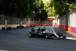 Lewis Hamilton, Mercedes AMG F1 W07 Hybrid