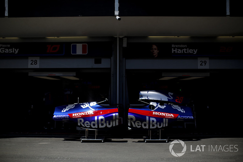 Scuderia Toro Rosso STR13