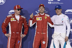 Володар поулу Себастьян Феттель, Кімі Райкконен, Ferrari, Валттері Боттас, Mercedes AMG F1
