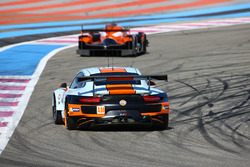 #86 Gulf Racing Porsche 911 RSR: Michael Wainwright, Adam Carroll, Benjamin Barker