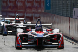 Nick Heidfeld, Mahindra Racing leadsEdoardo Mortara, Venturi Formula E Team