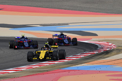 Карлос Сайнс, Renault Sport F1 Team RS18