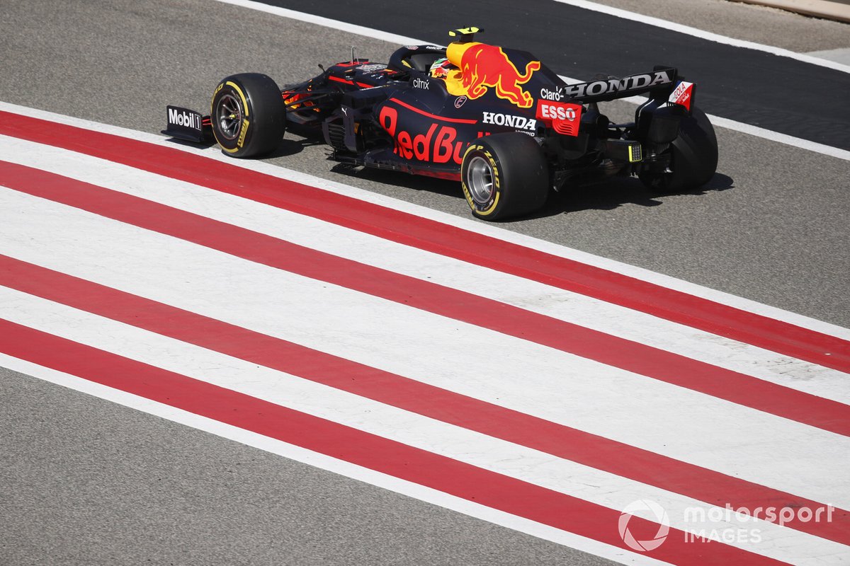 Sergio Perez saat menguji sasis Red Bull Racing RB16B.