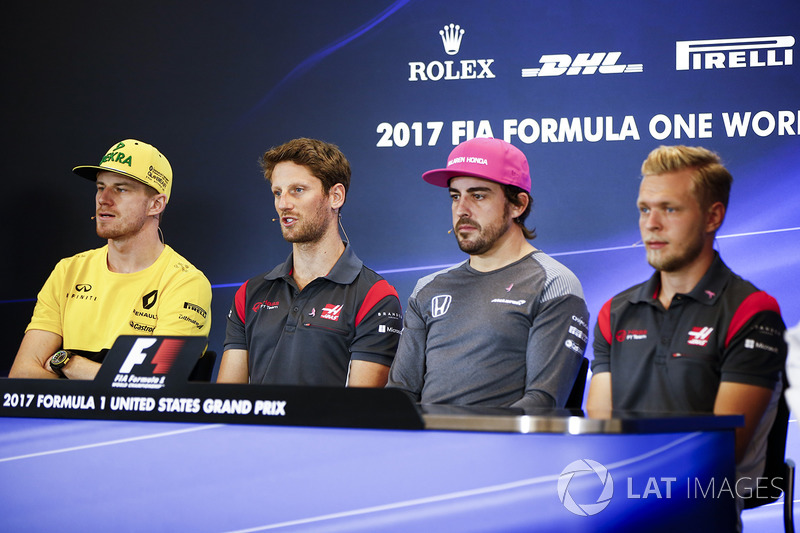 Nico Hulkenberg, Renault Sport F1 Team, Romain Grosjean, Haas F1 Team, Fernando Alonso, McLaren, Kevin Magnussen, Haas F1 Team, en la conferencia de prensa