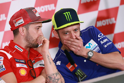 Андреа Довіціозо, Ducati Team, Валентино Россі, Yamaha Factory Racing