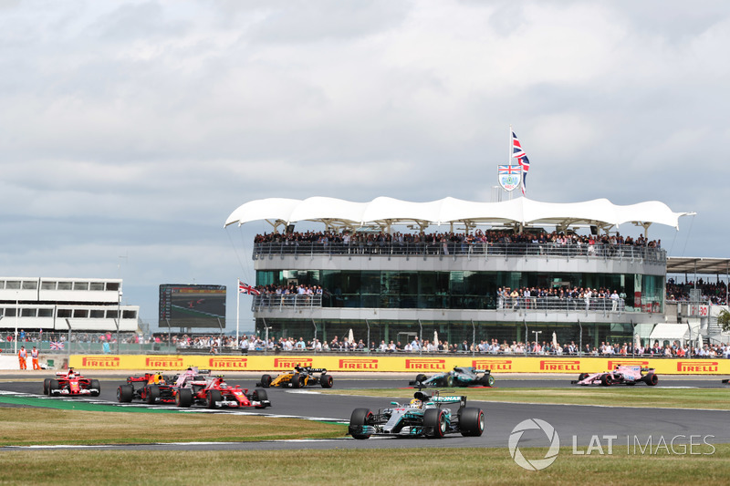 Partenza: Lewis Hamilton, Mercedes F1 W08 al comando