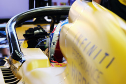 Jolyon Palmer, Renault Sport F1 Team RS16 con el Halo en su auto