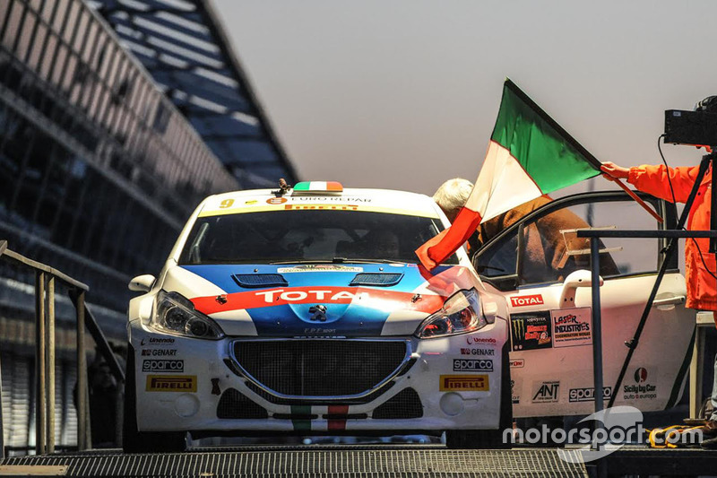 Паоло Андреуччі та Анна Андреуччі, Peugeot 208 T16