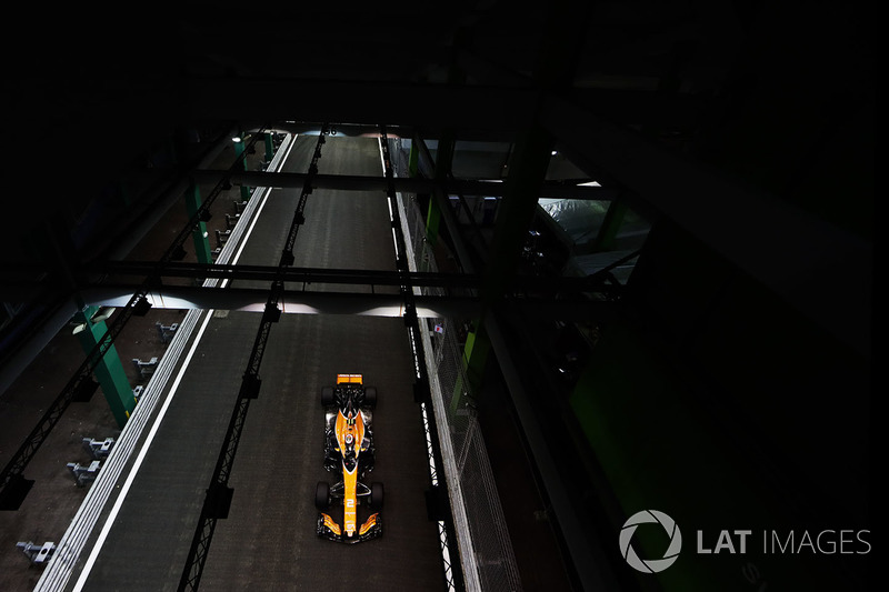 Stoffel Vandoorne, McLaren MCL32