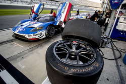 #67 Chip Ganassi Racing Ford GT: Райан Бріско, Річард Вестбрук, Скотт Діксон