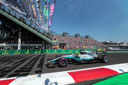 Lewis Hamilton, Mercedes-Benz F1 W08