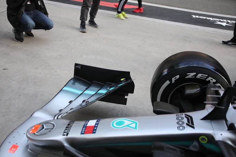 Mercedes AMG F1 W10 front wing detail