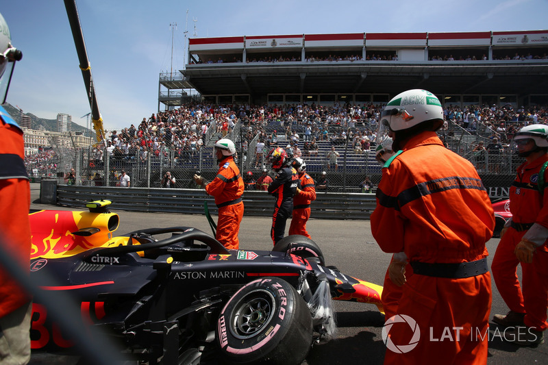 Insiden kecelakaan Max Verstappen, Red Bull Racing RB14