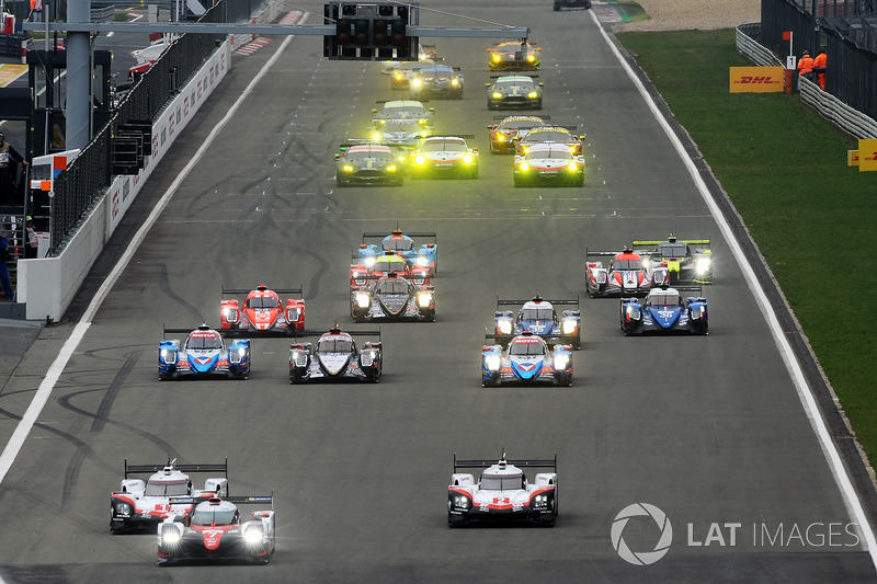 Partenza: #7 Toyota Gazoo Racing Toyota TS050 Hybrid: Mike Conway, Kamui Kobayashi, Jose Maria Lopez al comando