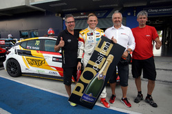 Polesitter Mato Homola, DG Sport Compétition, Opel Astra TCR