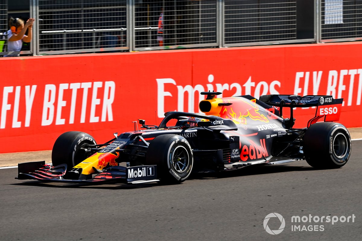 Race Winner Max Verstappen, Red Bull Racing RB16 crosses the finish line