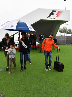 Felipe Massa, Williams, his wife Rafaela Bassi, son Felipinho Massa
