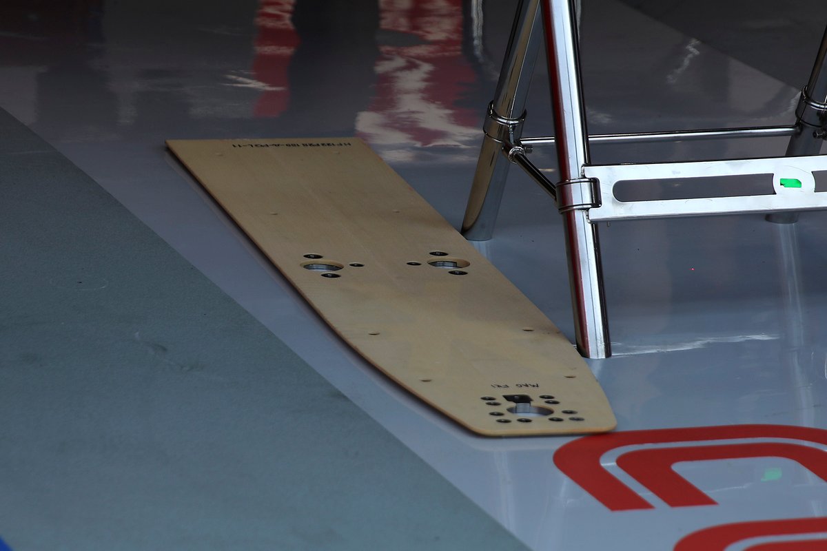 Tablón del Fondo del Haas VF-22