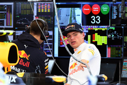 Max Verstappen, Red Bull Racing e Gianpiero Lambiase, ingegnere di pista Red Bull Racing
