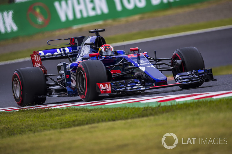 Pierre Gasly, Scuderia Toro Rosso STR12 nat Formula One World Championship, Rd16, Japanese Grand Prix, Qualifying, Suzuka, Japan, Saturday 7 October 2017.