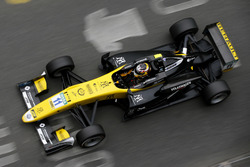Саша Фенестраз, Carlin, Dallara F317 Volkswagen