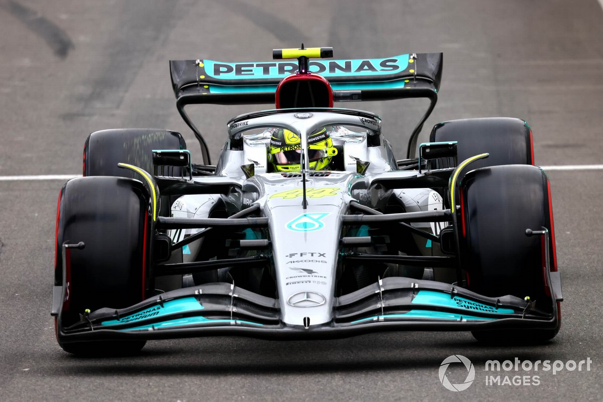 Lewis Hamilton, Mercedes W13