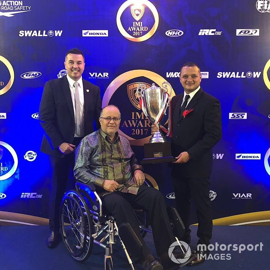 Rifat dan Rizal bersama Helmy Sungkar