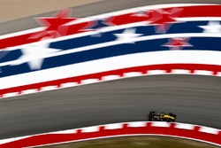 Карлос Сайнс-мол., Renault Sport F1 Team RS17