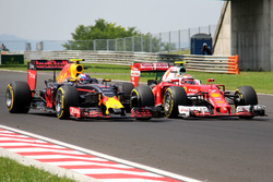Max Verstappen, Red Bull Racing RB12, Kimi Raikkonen, Ferrari SF16-H
