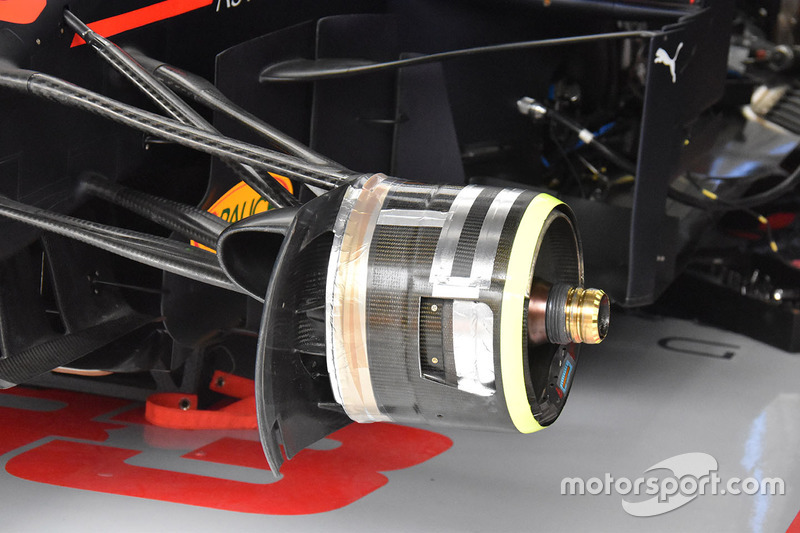 Передние тормоза Red Bull RB14