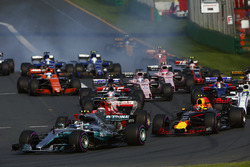 Valtteri Bottas, Mercedes AMG F1, W08; Max Verstappen, Red Bull Racing, RB13; Kimi Räikkönen, Ferrar