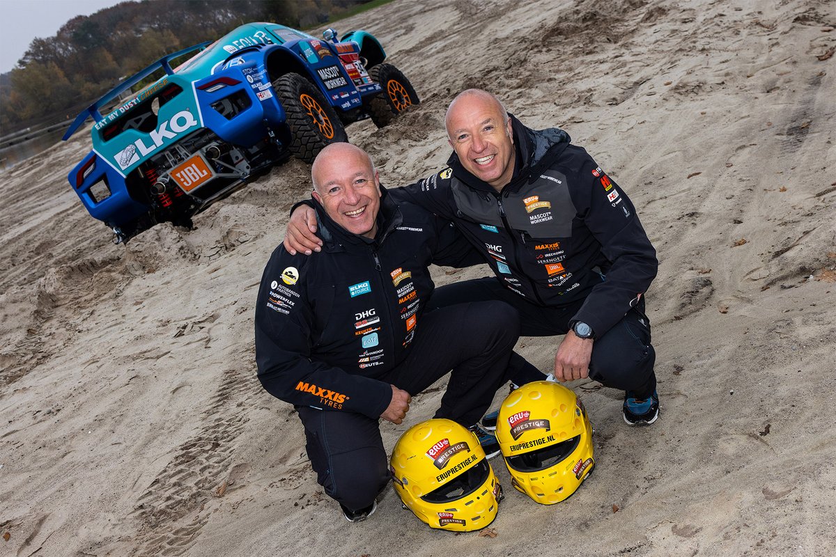 Tim en Tom Coronel, Century CR6