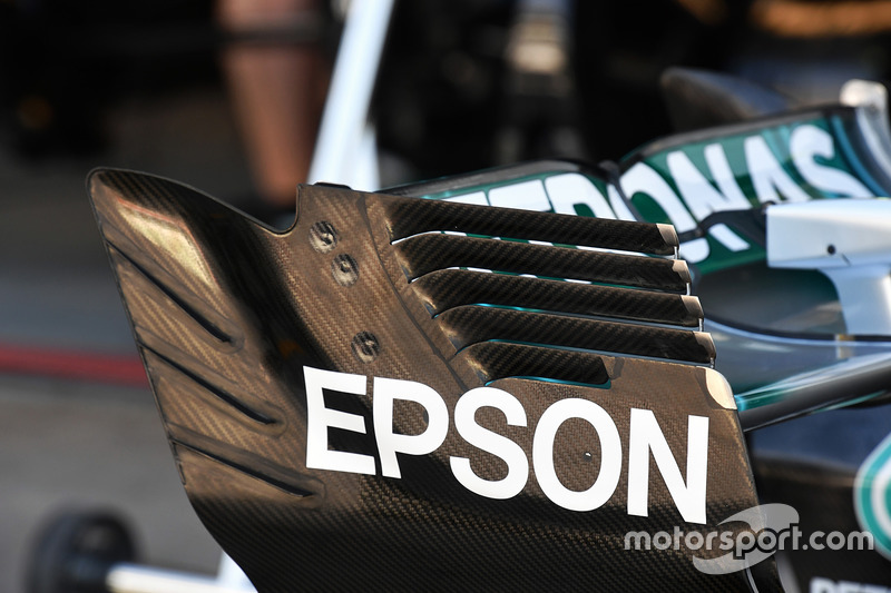 Mercedes-Benz F1 W08 arka kanat detay