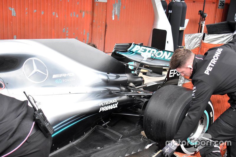 Mercedes-AMG F1 W09 arka detay