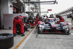 #8 Audi Sport Team Joest, Audi R18 e-tron quattro: Lucas di Grassi, Loic Duval, Oliver Jarvis