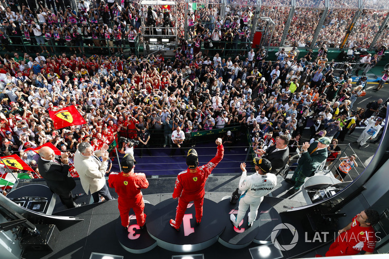 Yarış galibi Sebastian Vettel, Ferrari, Lewis Hamilton, Mercedes AMG F1, Kimi Raikkonen, Ferrari