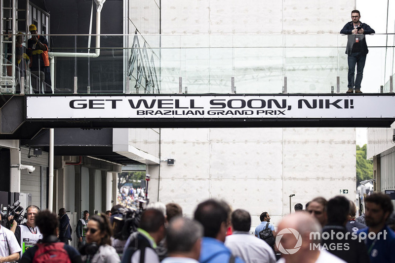 Pesan 'cepat sembuh' untuk Niki Lauda, Mercedes AMG F1 Non-Executive Chairman