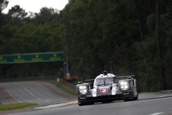 #2 Porsche Team Porsche 919 Hybrid: Ромен Дюма, Ніл Яні, Марк Ліб
