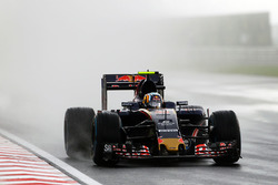 Carlos Sainz Jr, Scuderia Toro Rosso STR11