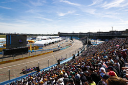 Jose Maria Lopez, DS Virgin Racing, Sam Bird, DS Virgin Racing