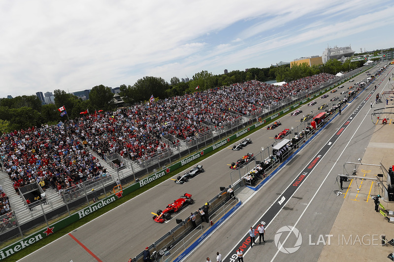 Себастьян Феттель, Ferrari SF71H, лідирує на старті